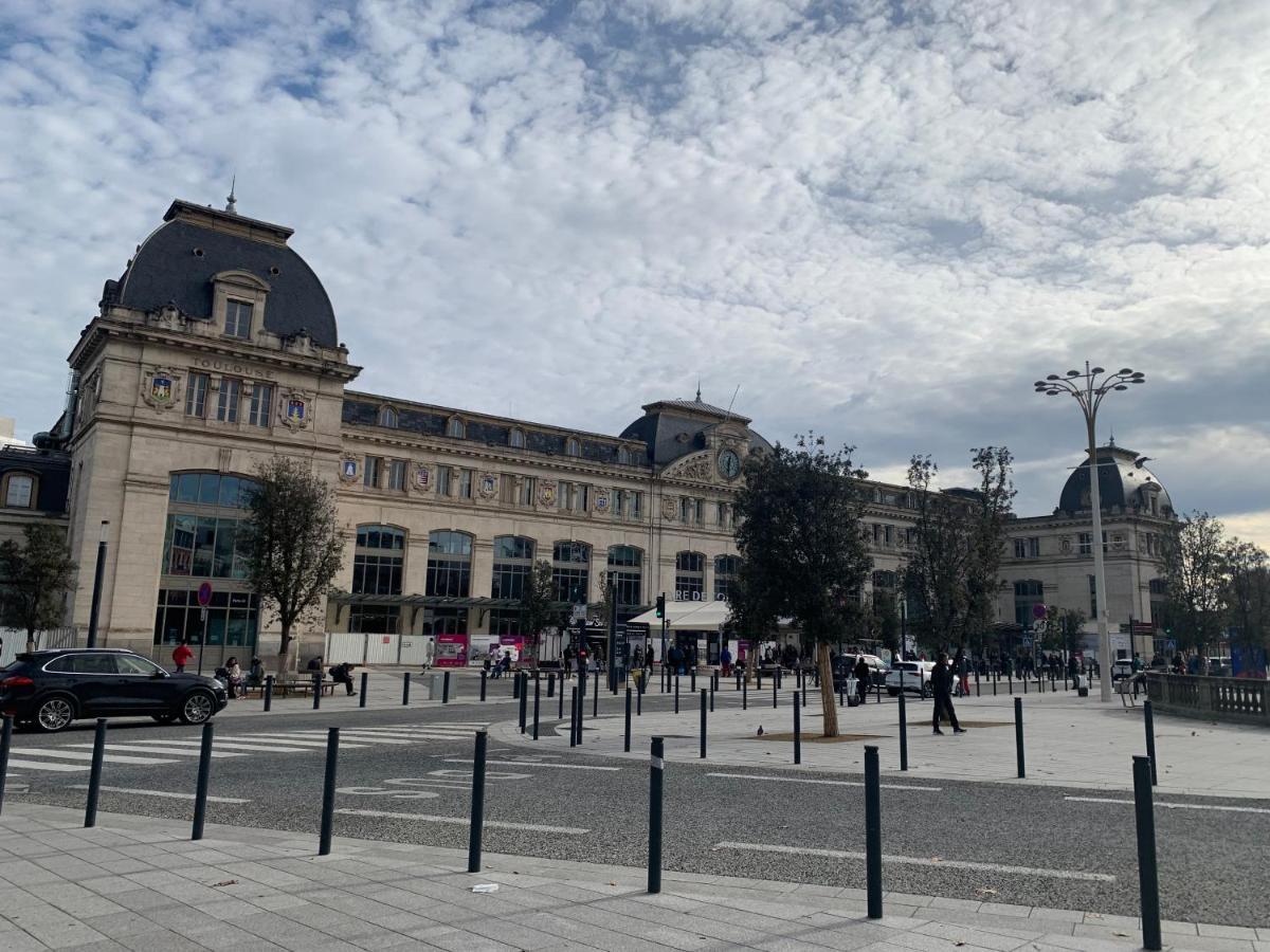 Gare Matabiau Toulouse Agreable Appartement Au Bord Du Canal Exterior foto